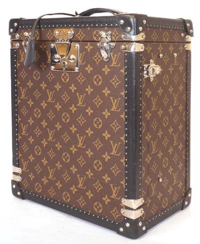 LOUIS VUITTON - MALLE À WHIKSY

Malle à whisky...