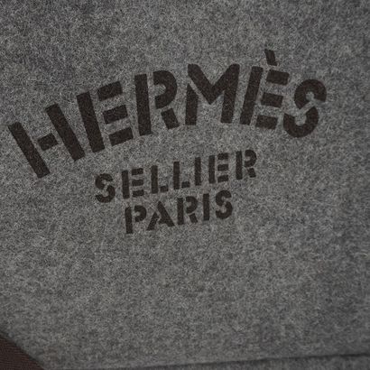 HERMÈS - The Grooming Bag
Sac de Pansage...