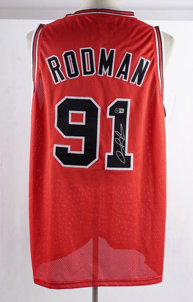 Dennis RODMAN - Chicago Bulls
Maillot autographié
Étiquette...