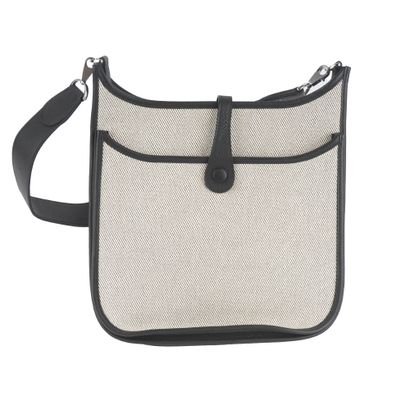 HERMÈS EVELYNE
Sac bandoulière Hermès Evelyne...