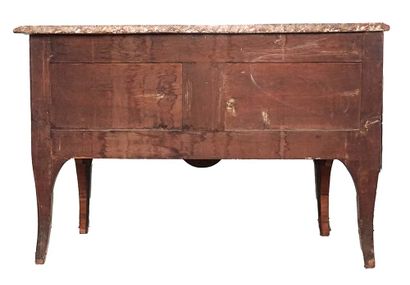Sébastien VIÉ (Maître en 1767)

Commode de...