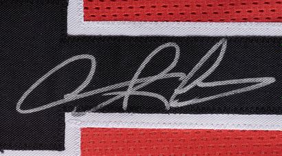 Dennis RODMAN - Chicago Bulls
Maillot autographié
Étiquette...