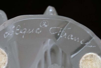 LALIQUE « AIGLE LIBERTÉ »

Sculpture en cristal...