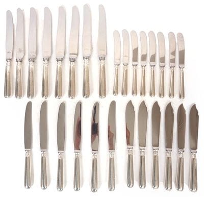 BIRKS STERLING « SAXON »

Service de couverts...