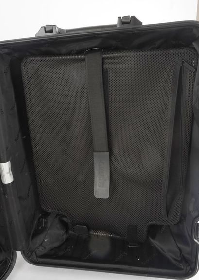 RIMOWA X SUPREME SPIDER WEB
Valise Rimova...