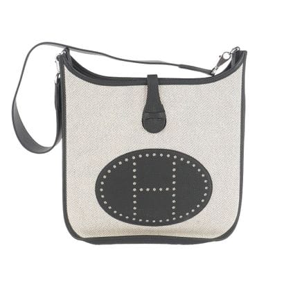 HERMÈS EVELYNE
Sac bandoulière Hermès Evelyne...