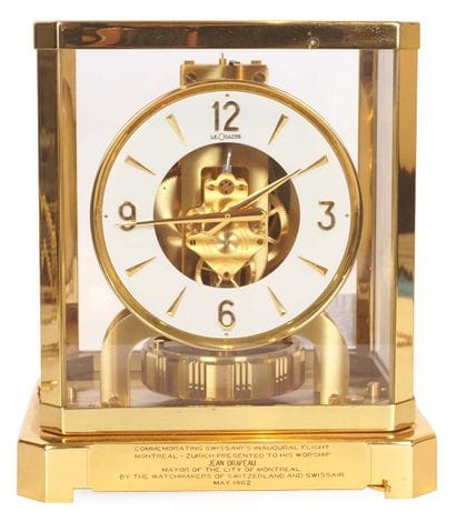 HORLOGE JAEGER-LECOULTRE

Belle horloge Jaeger-Lecoultre...