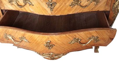 Sébastien VIÉ (Maître en 1767)

Commode de...