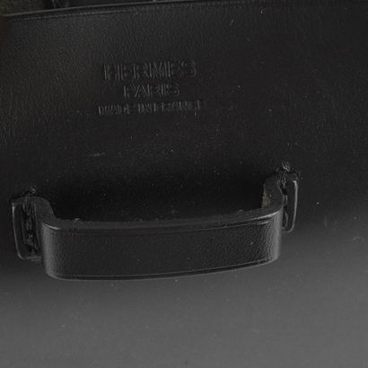 HERMÈS EVELYNE III
Sac Hermès Evelyne Sellier...