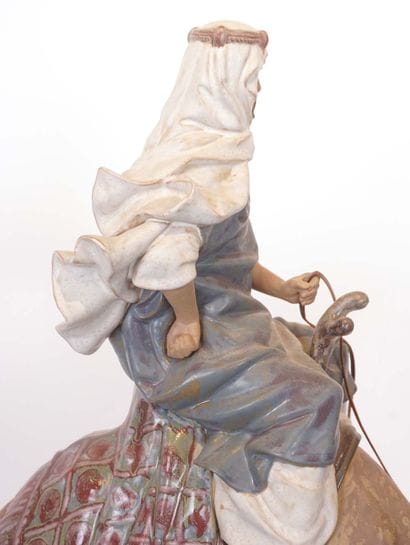 LLADRO « DESERT PEOPLE», Salvador FURIÓ (1937-)

Sculpture...