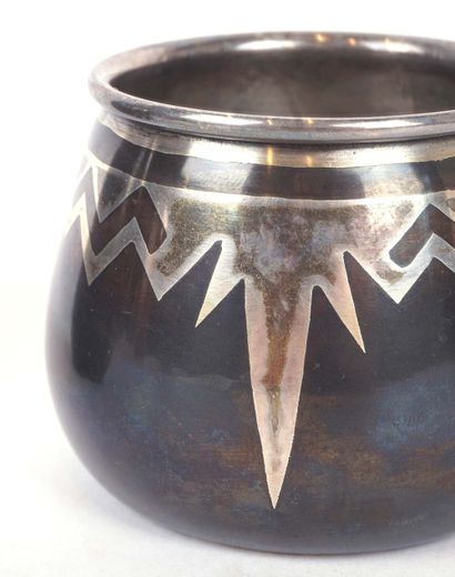 CHRISTOFLE, Luc LANEL (1893-1966)

Deux vases...