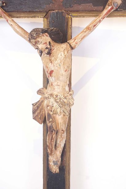 CRUCIFIX

Crucifix en bois sculpté polychrome,...