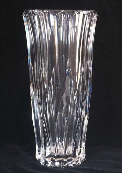 BACCARAT « JASMINE »

Grand vase en cristal...
