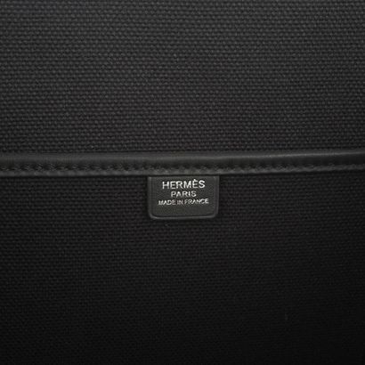 HERMÈS ETRIVIÈRE 35
Sac Hermès Etrivière...