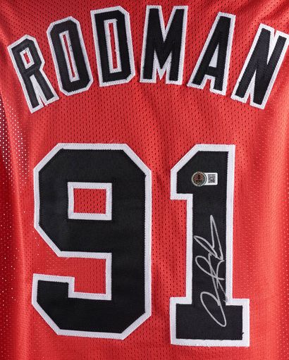 Dennis RODMAN - Chicago Bulls
Maillot autographié
Étiquette...