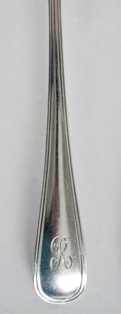BIRKS STERLING « SAXON »

Service de couverts...