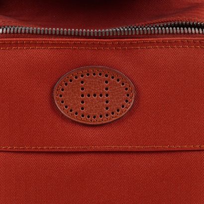HERMÈS GOLF
Sac de golf Hermès en toile Chevron...