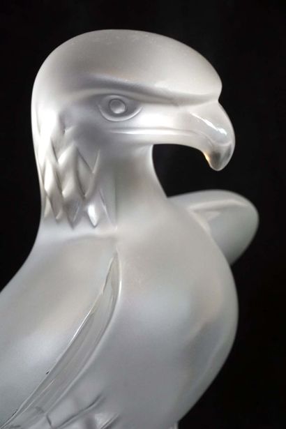 LALIQUE « AIGLE LIBERTÉ »

Sculpture en cristal...