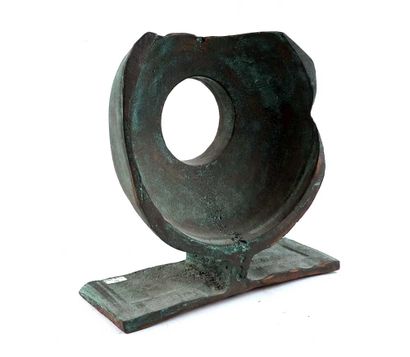 ÉCOLE CANADIENNE (XXe)
Visage
Bronze à patine...