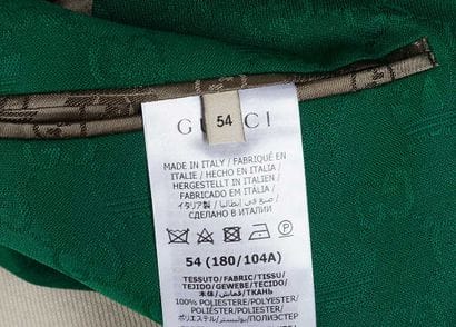GUCCI X ADIDAS
Veste tailleur à double boutonnage...