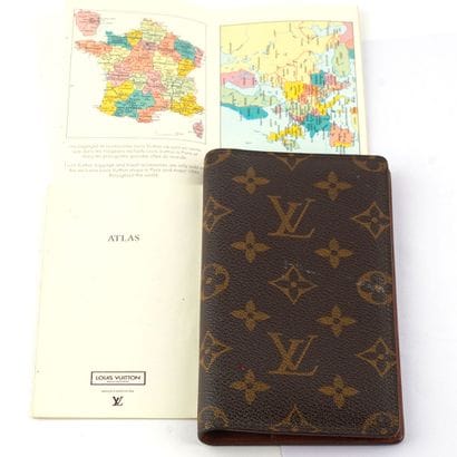 LOUIS VUITTON
Portefeuilles Louis Vuitton...