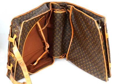 LOUIS VUITTON
Sac de voyage Louis Vuitton...