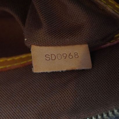 LOUIS VUITTON ALMA
Sac Louis Vuitton Alma...