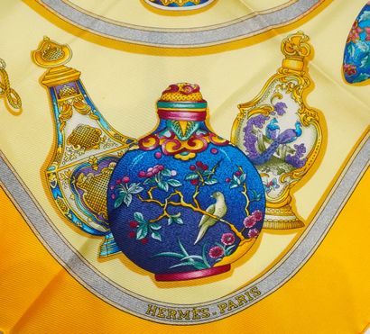 HERMÈS
Carré Hermès 