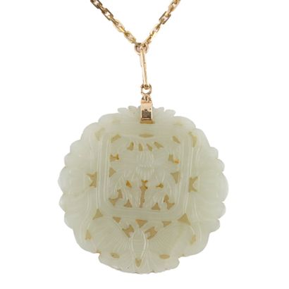 PYROXÈNE
Collier coposé de perles et anneaux...