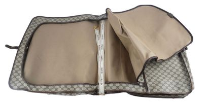 GUCCI
Porte-vetêments Gucci en toile monogrammé...