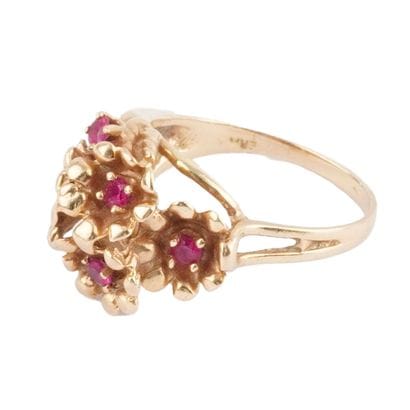 OR 10K / 10K GOLD
Bague en or jaune 10K sertie...