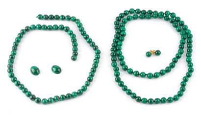 MALACHITES
Deux colliers composé de perles...