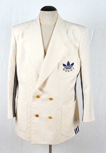 GUCCI X ADIDAS
Veste tailleur crème à double...