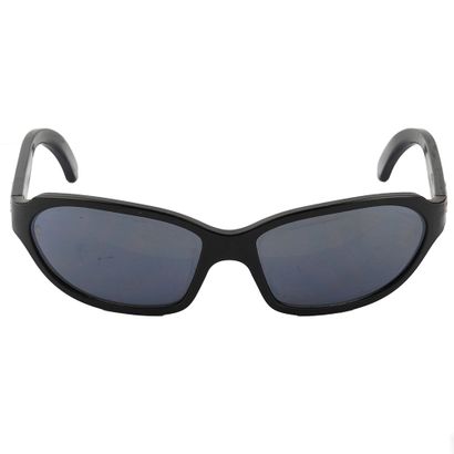 CARTIER
Lunettes de soleil Cartier, modèle...