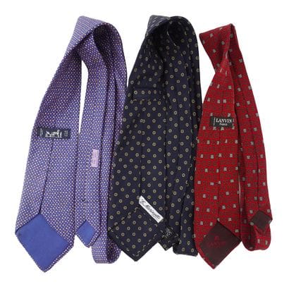 CRAVATES / TIES
Lot de trois cravates de...