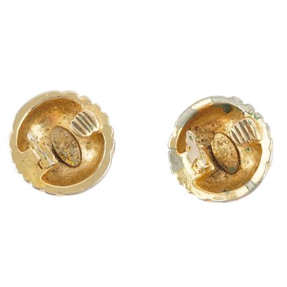 CHANEL
Boucles d'oreilles Chanel en métal...