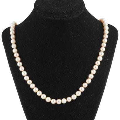 PERLES, OR 14K
Collier composé de perles...