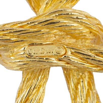 CHRISTIAN DIOR
Broche 