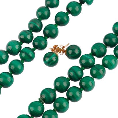 MALACHITES
Deux colliers composé de perles...