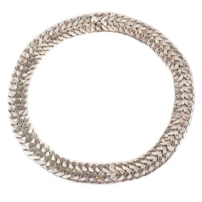 ARGENT / SILVER
Collier ras du cou en argent...
