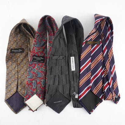 CHRISTIAN DIOR / VALENTINO/ DOLCE GABBANA
Lot...