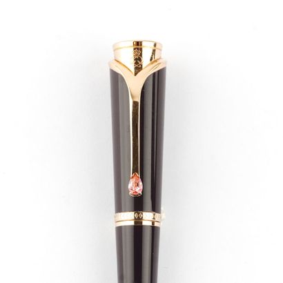 MONTBLANC
Stylo à bille Montblanc Collection...