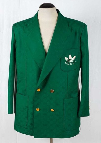 GUCCI X ADIDAS
Veste tailleur à double boutonnage...