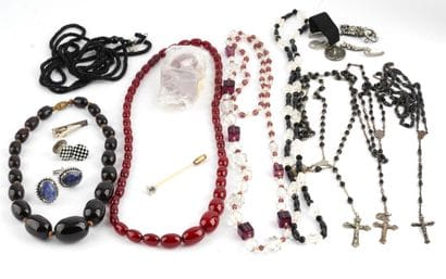 FANTAISIE / COSTUME
Lot de bijoux fantaisie...
