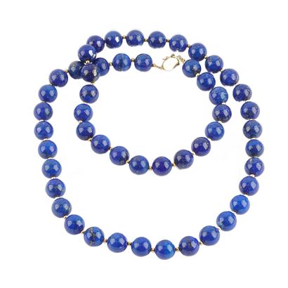 LAPIS-LAZULI
Collier composé de 51 perles...