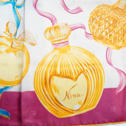 NINA RICCI
Carré Nina Ricci
86 x 86 cm -...