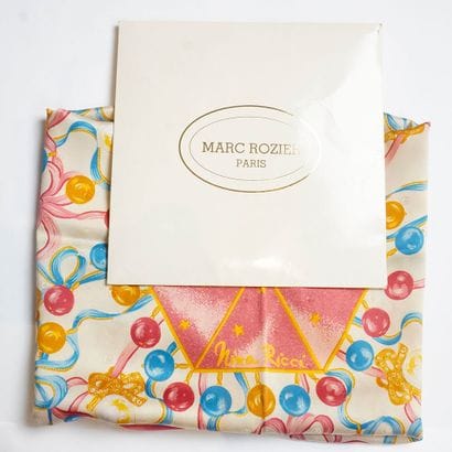 NINA RICCI
Carré Nina Ricci
86 x 86 cm -...