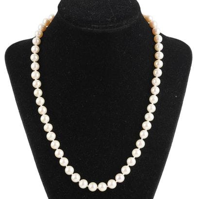 PERLES, OR 14K
Collier composé de perles...