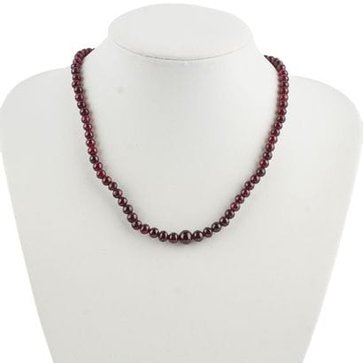 GRENAT / GARNET
Collier composé de grenat...