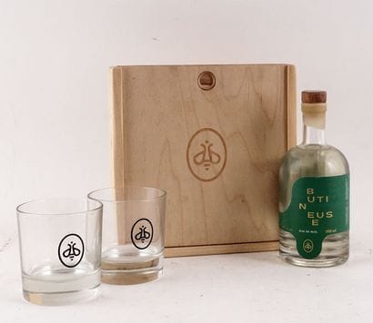 Miellerie King Butineuse Gin de miel boréal
Niveau...